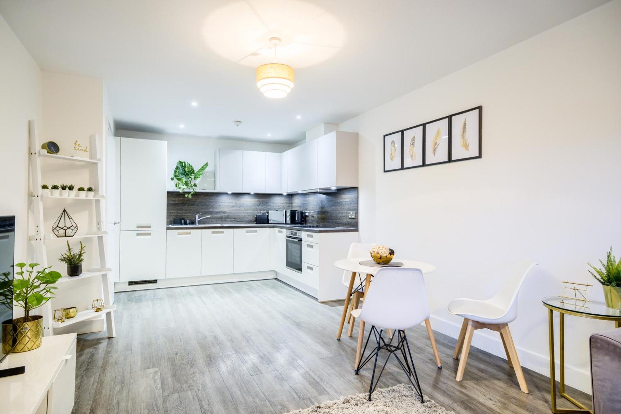 Modern 2 Bed Apartment With Central Location バーミンガム エクステリア 写真
